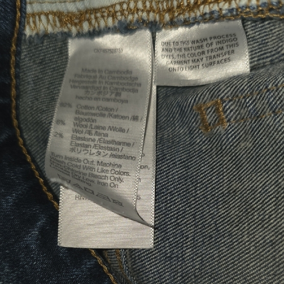 Madewell Ankle Cropped Blue Jeans - Picture 4 of 4